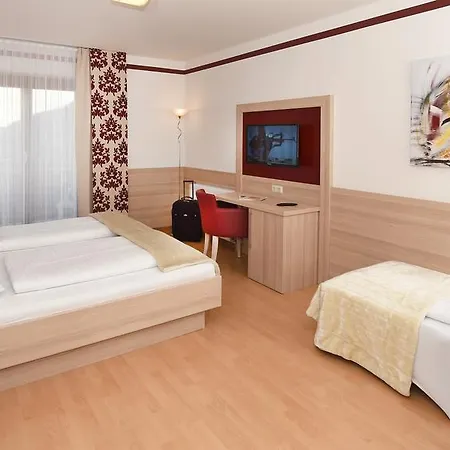 Kogler's Pfeffermuehle & Restaurant Отель Санкт-Урбан